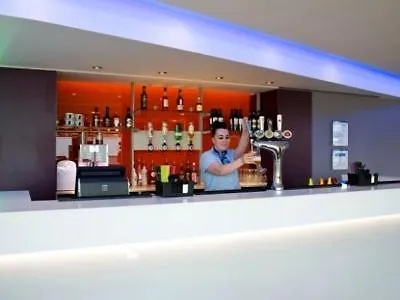 Holiday Inn Express Dunstable, An Ihg Hotel